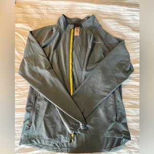 Patagonia wind breaker jacket